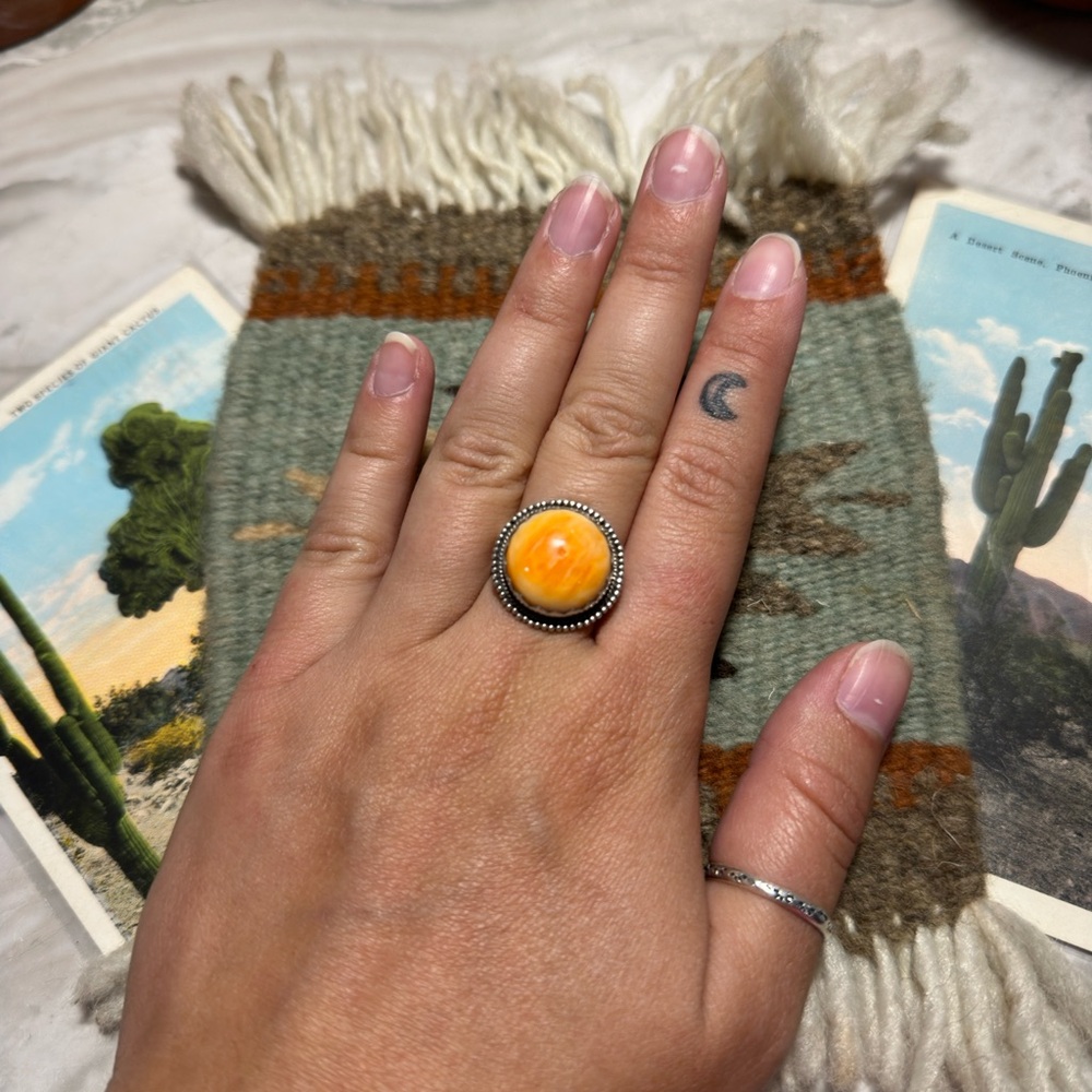 Sterling Silver And Spiny Oyster Ring